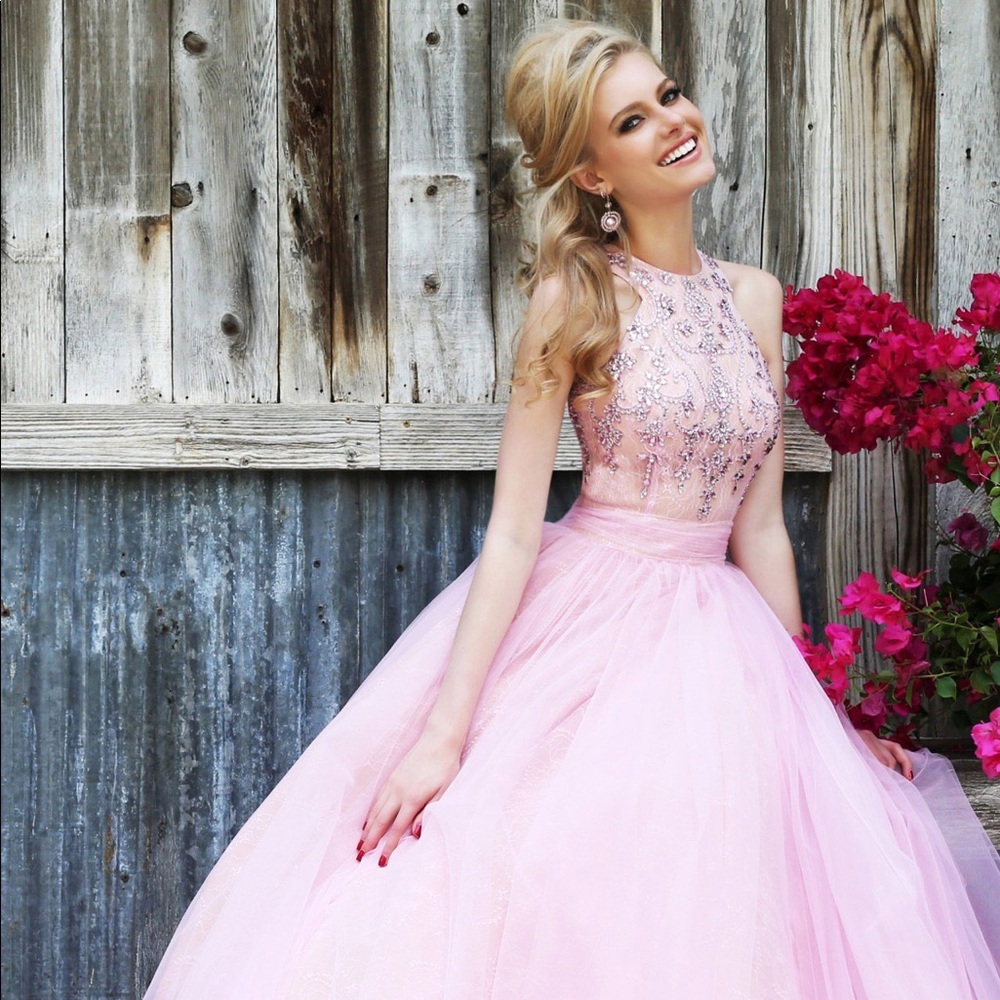 Sherri hill pink ball gown prom dress
